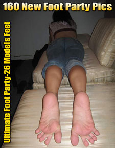 More Footnight Ultimate Foot Party-26 Pics